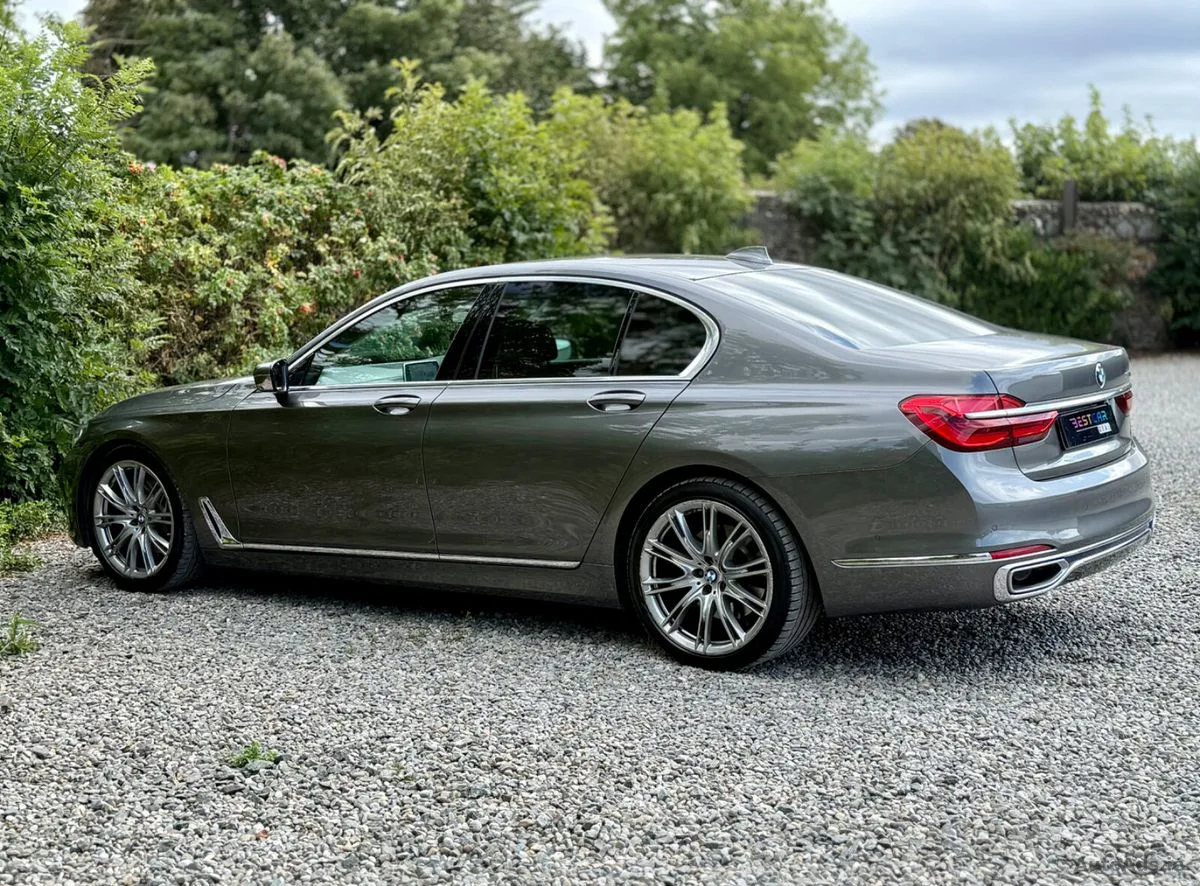 2018 BMW 7-Series – photo 11