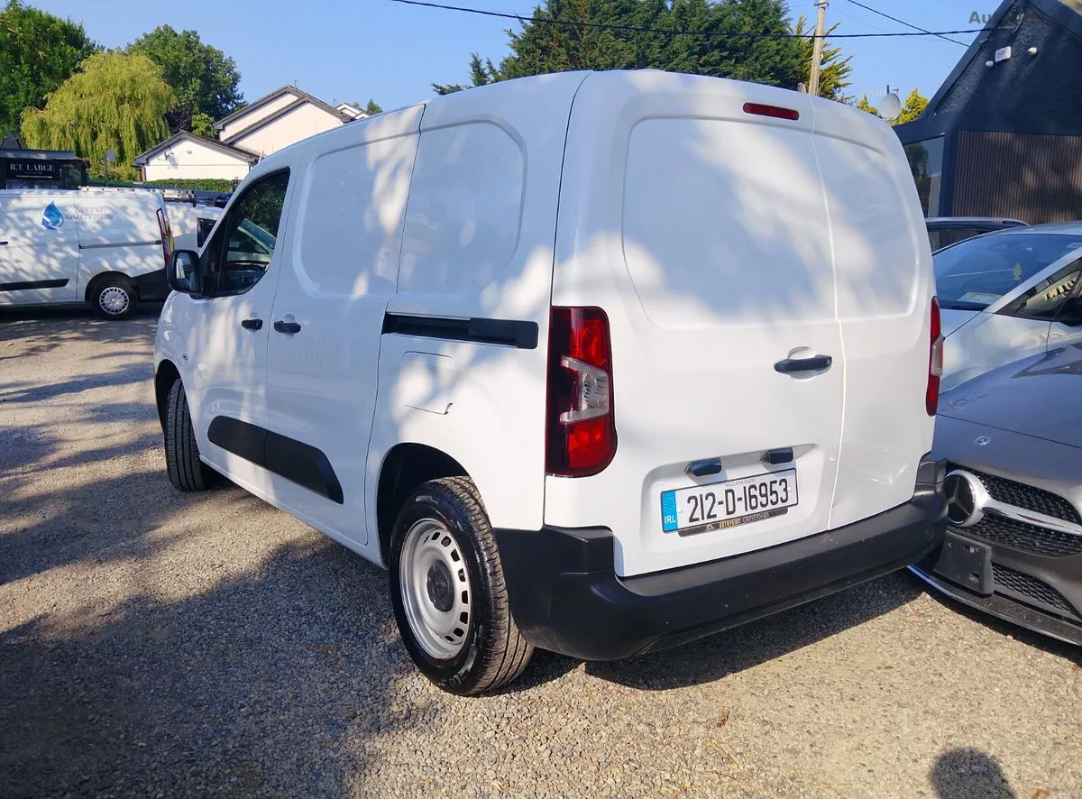 2021 Peugeot Partner – photo 5