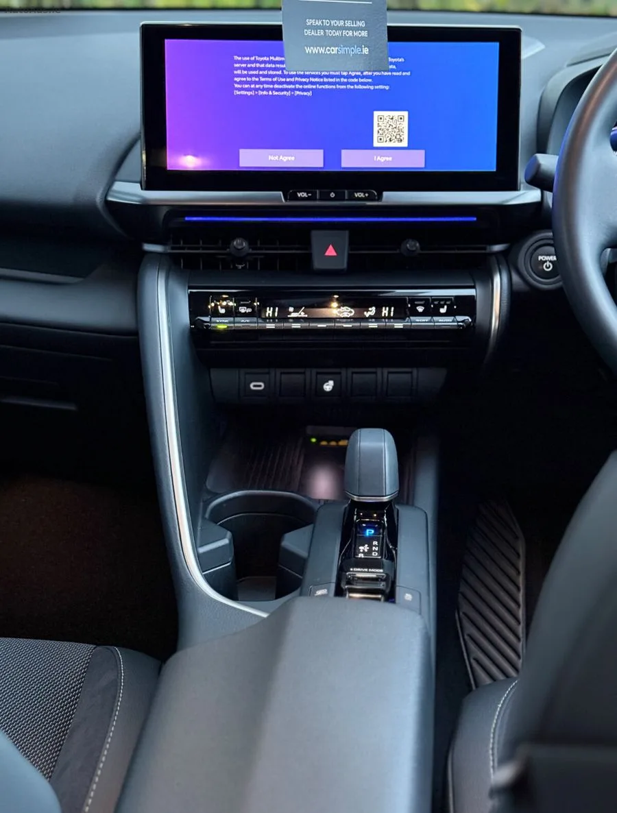 2025 Toyota C-HR – photo 16