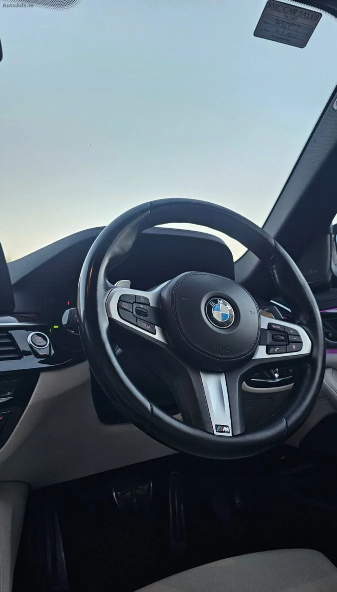 2017 BMW 5-Series – photo 20