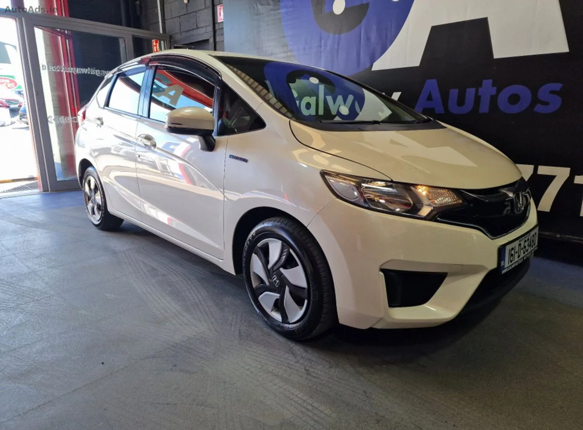 2016 Honda Fit – photo 12