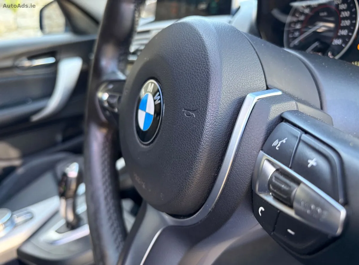 2017 BMW 1-Series – photo 14