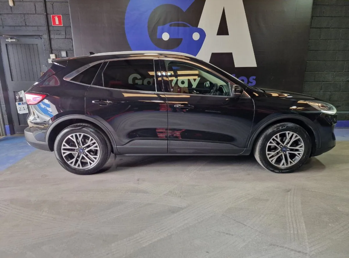 2021 Ford Kuga – photo 11