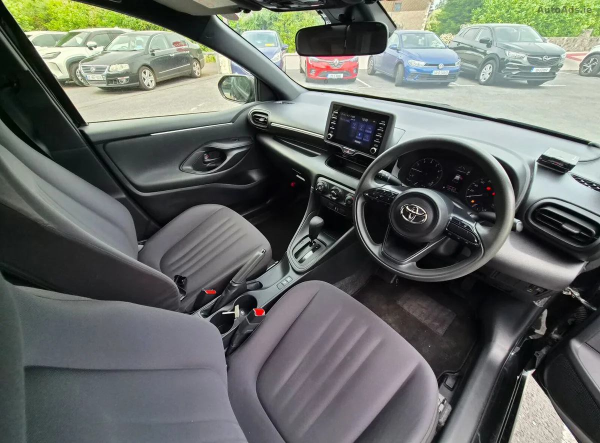 2022 Toyota Yaris – photo 8