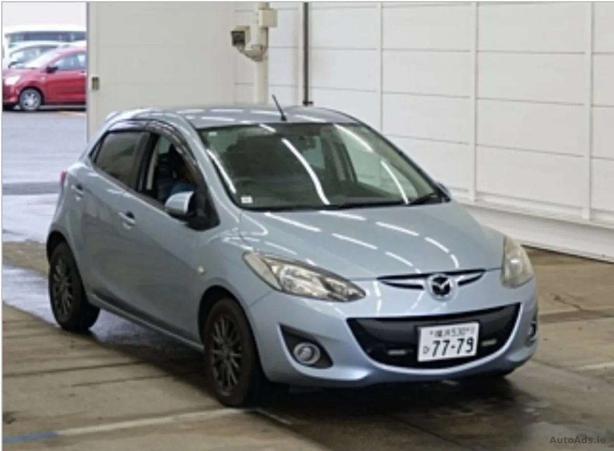 2013 Mazda Demio