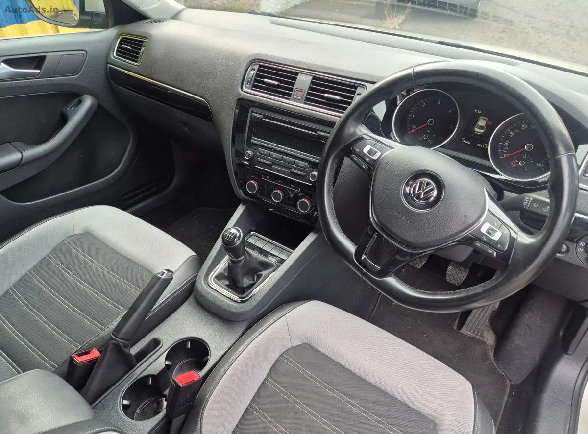 2016 Volkswagen Jetta – photo 5