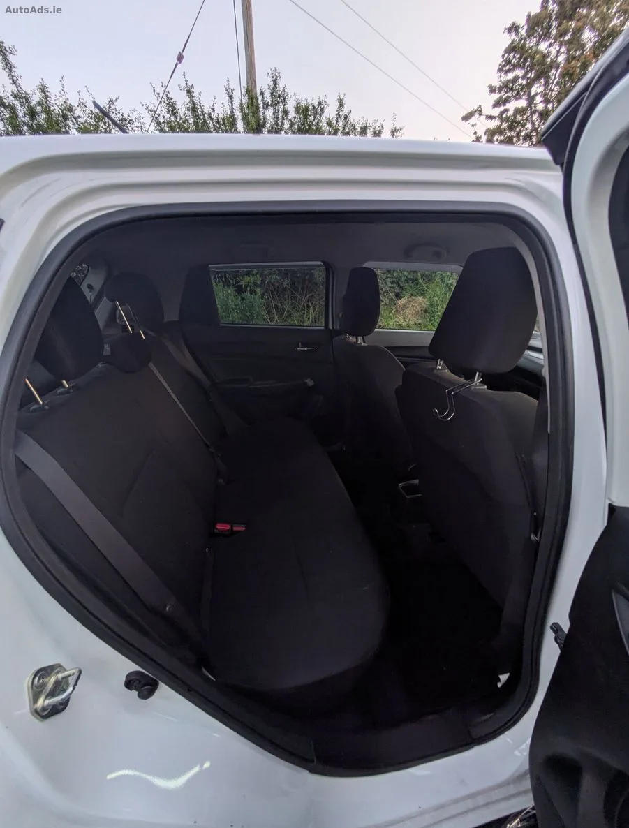 2020 Suzuki Swift – photo 12