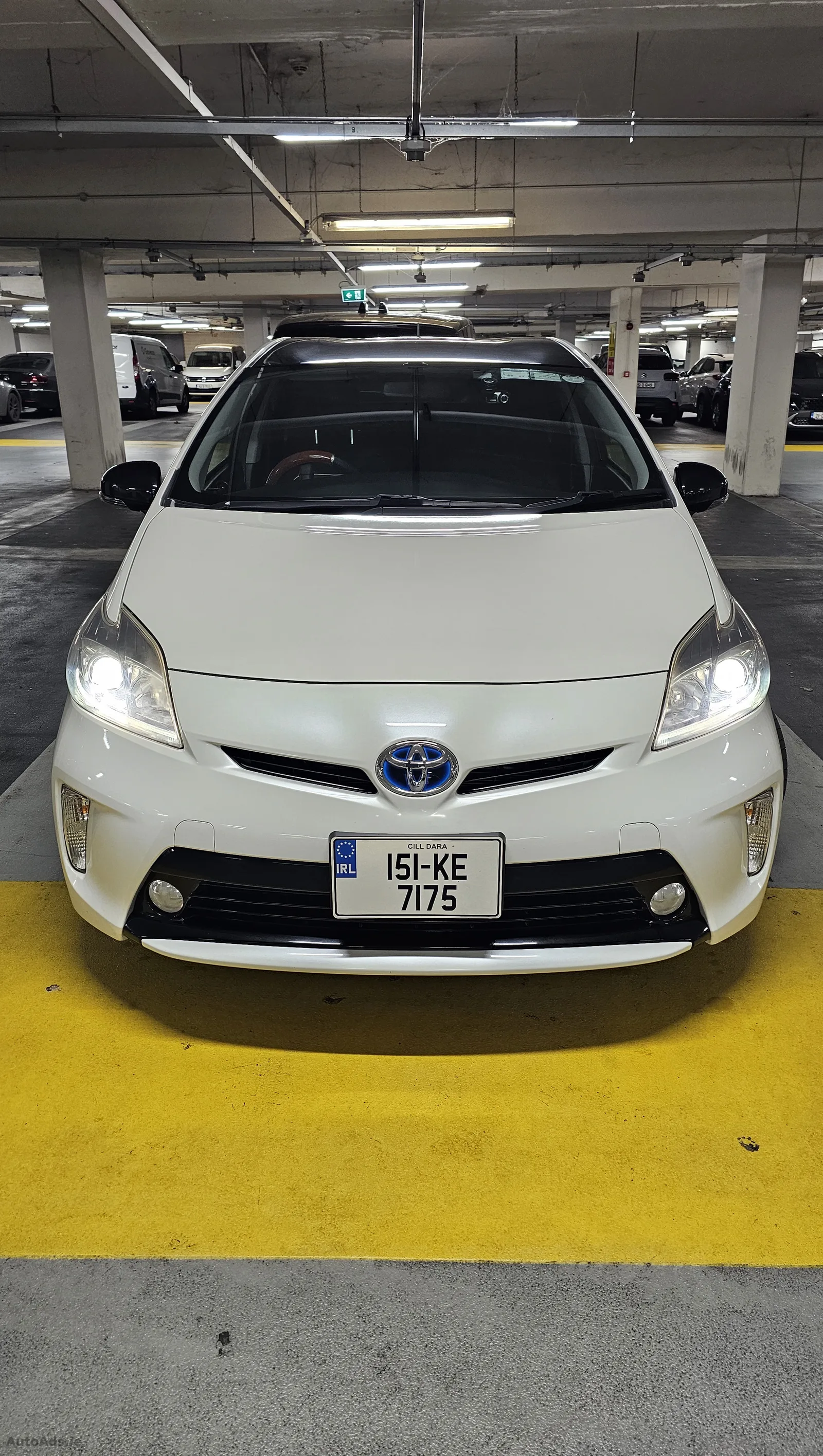 2015 Toyota Prius – photo 2