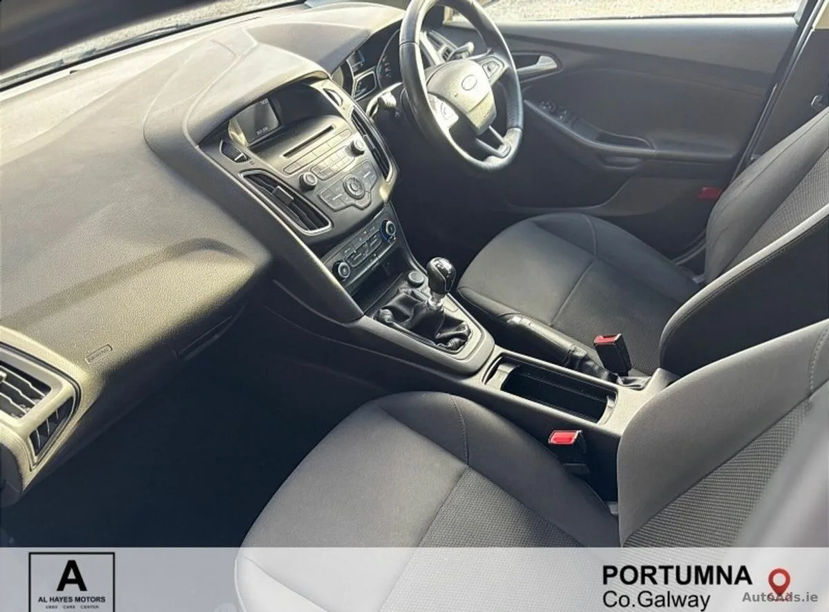 2016 Ford Focus – photo 4