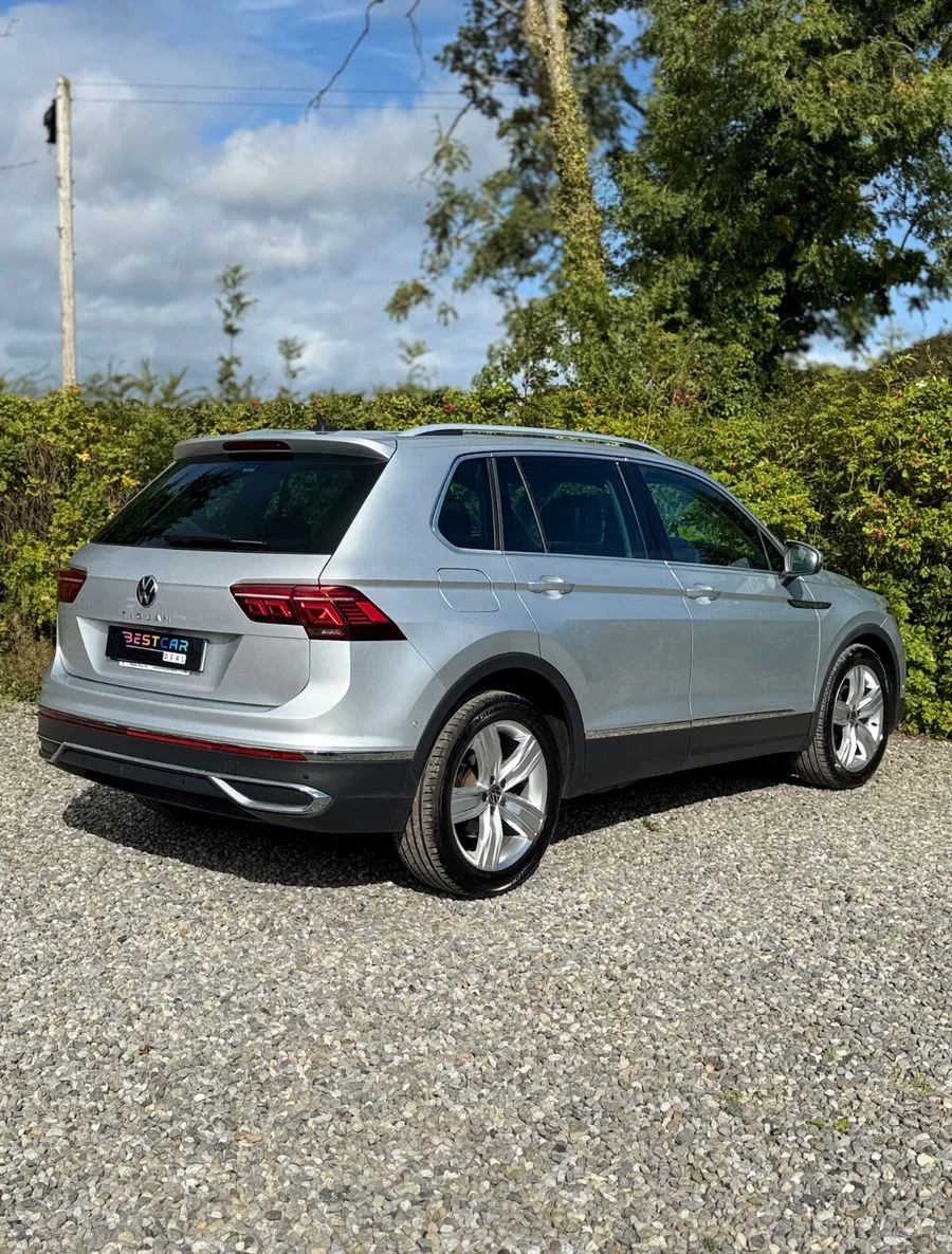 2022 Volkswagen Tiguan – photo 12