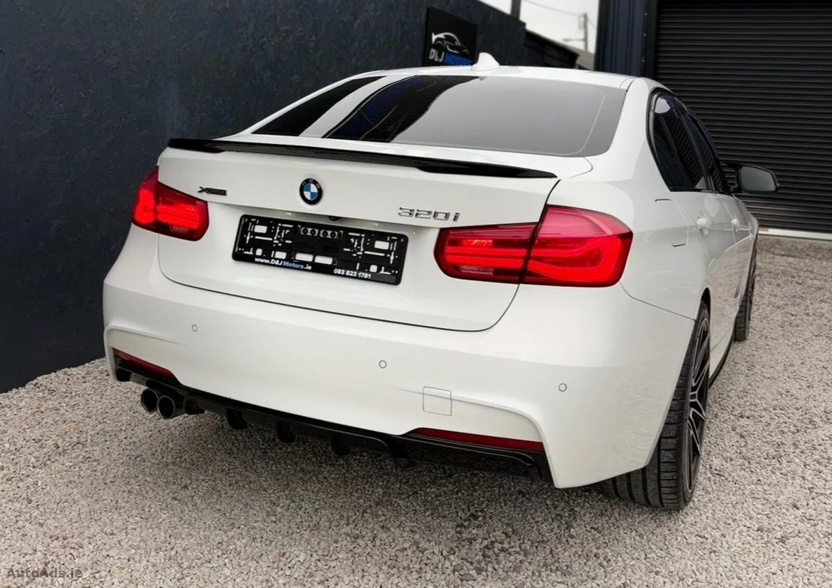 2016 BMW 3-Series – photo 20