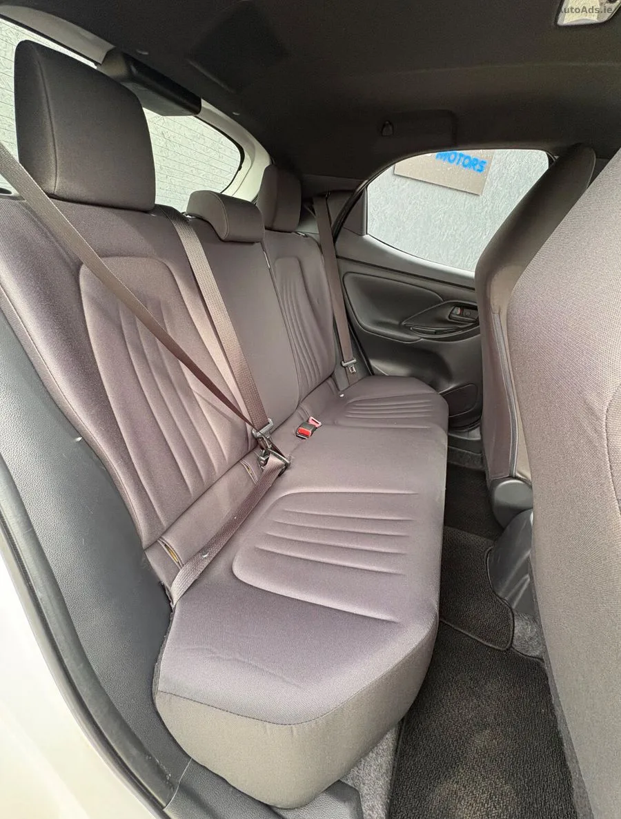 2021 Toyota Yaris – photo 6
