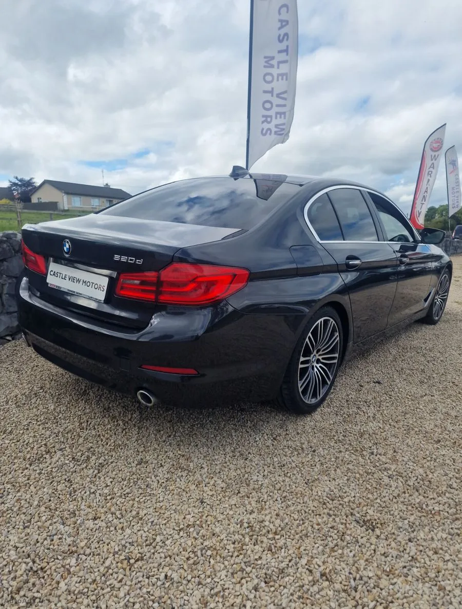 2017 BMW 5-Series – photo 5