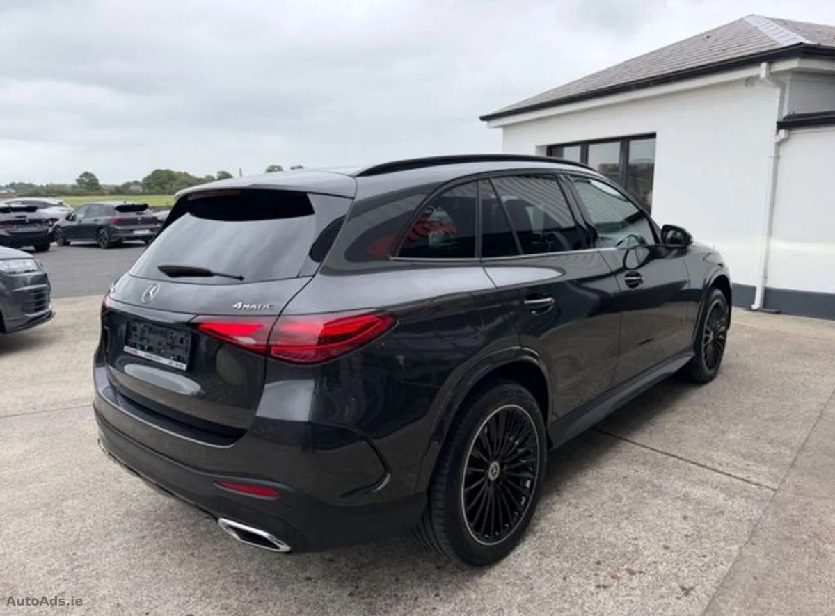 2026 Mercedes-Benz GLC – photo 4