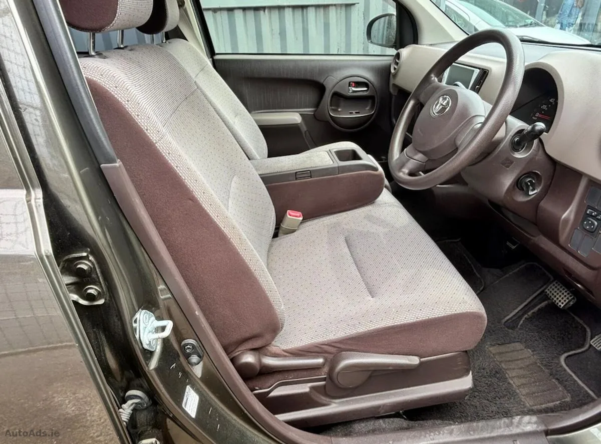 2015 Toyota Passo – photo 8