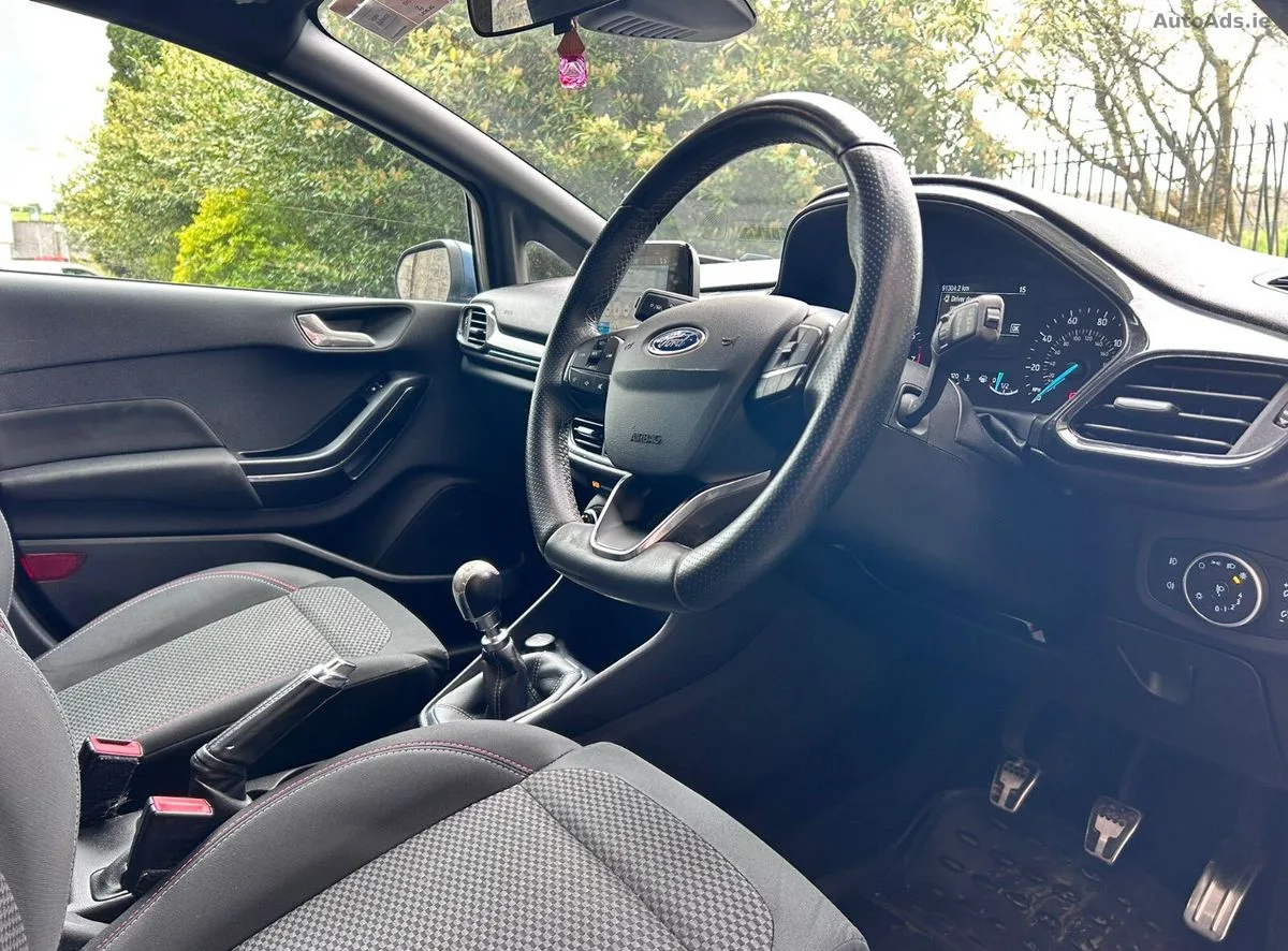 2018 Ford Fiesta – photo 8