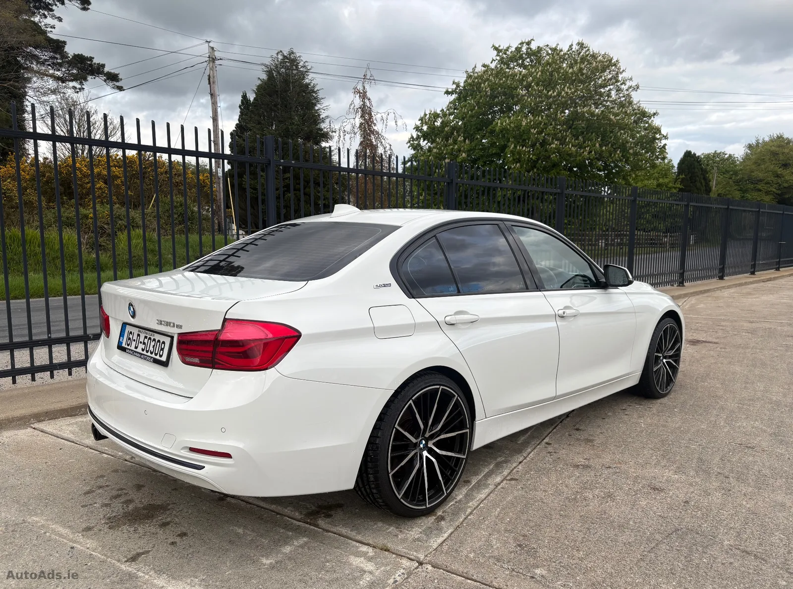 2016 BMW 3 Series – photo 4