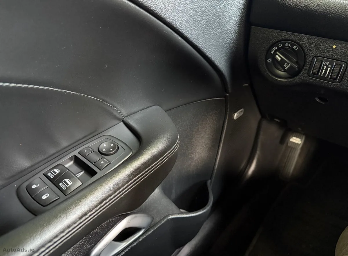 2016 Dodge Charger – photo 10