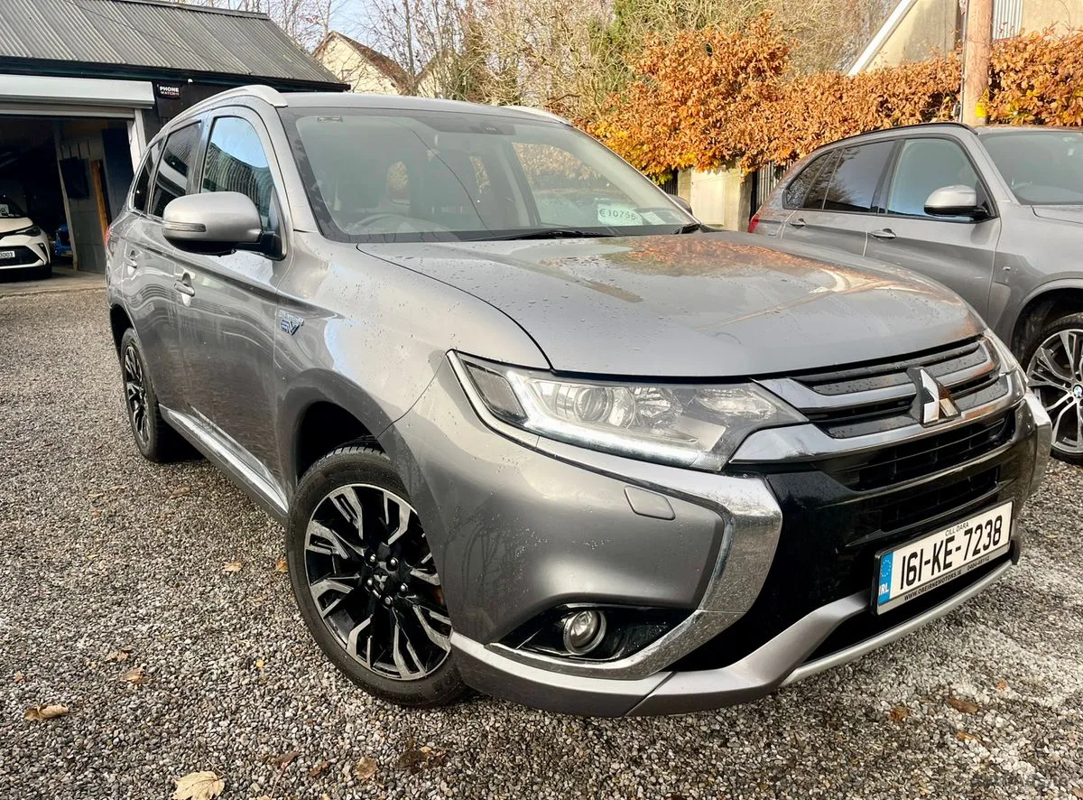 2016 Mitsubishi Outlander – photo 4