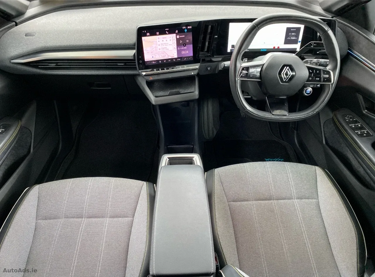 2023 Renault Megane E-Tech – photo 2