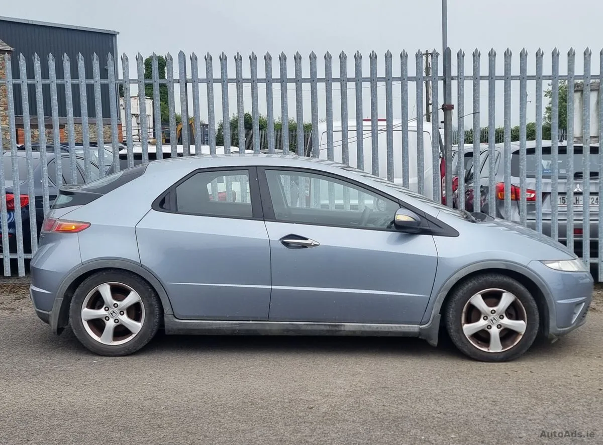 2009 Honda Civic – photo 3