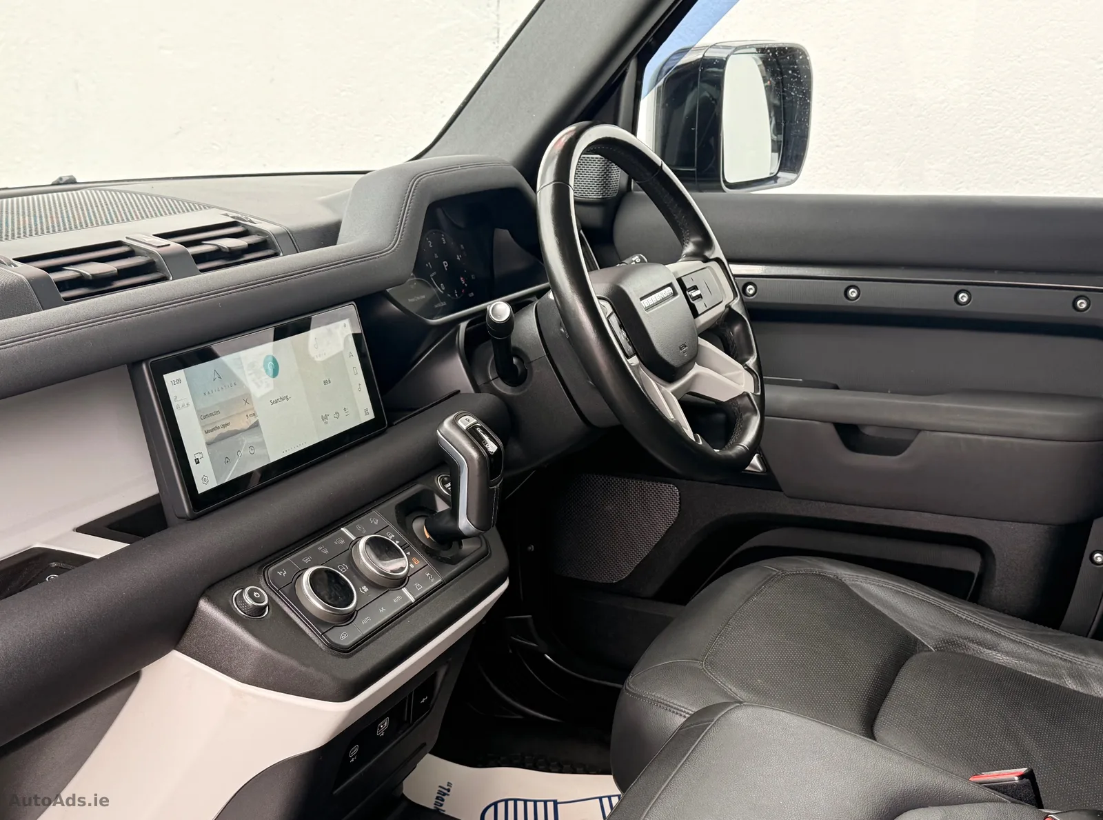 2023 Land Rover Defender – photo 9