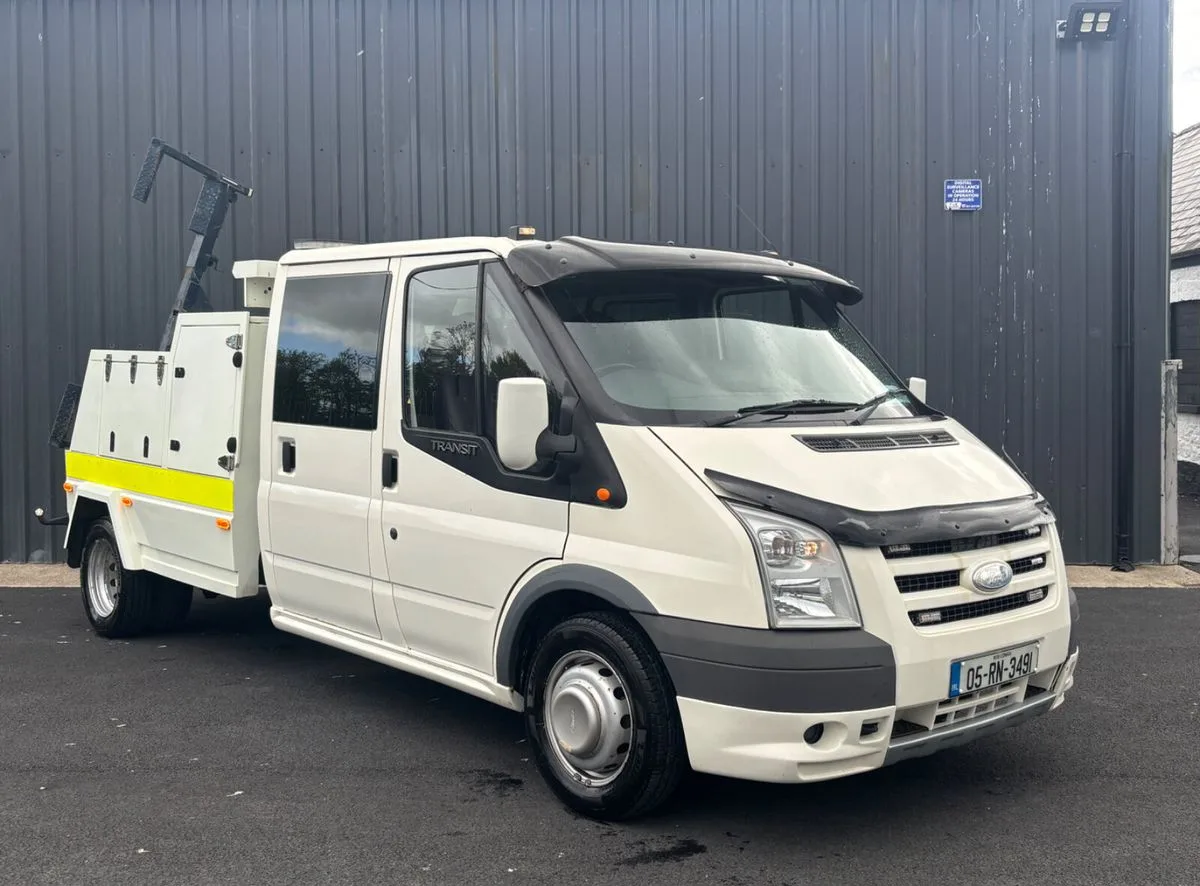 2005 Ford Transit