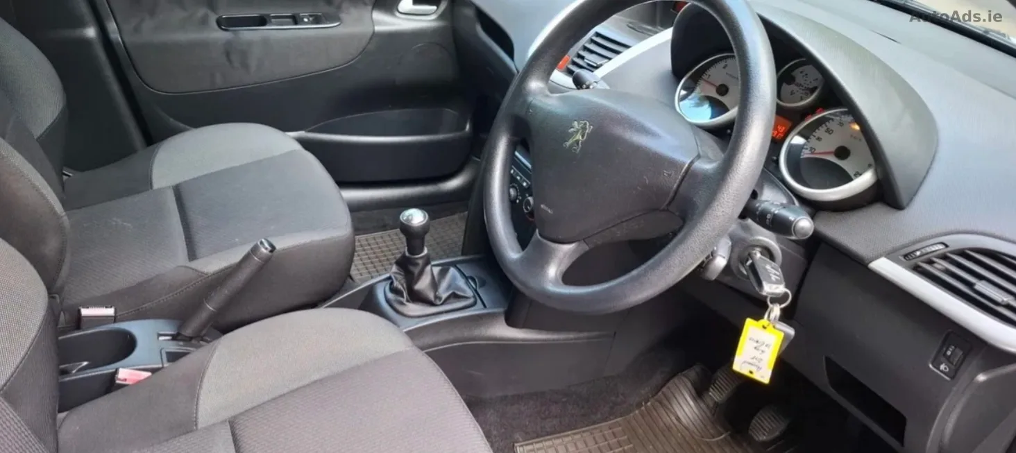 2010 Peugeot 207 – photo 6