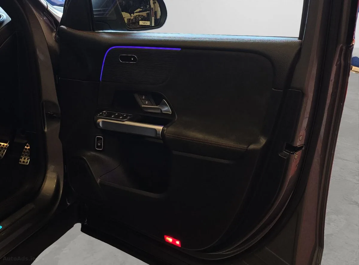 2023 Mercedes-Benz EQB – photo 16