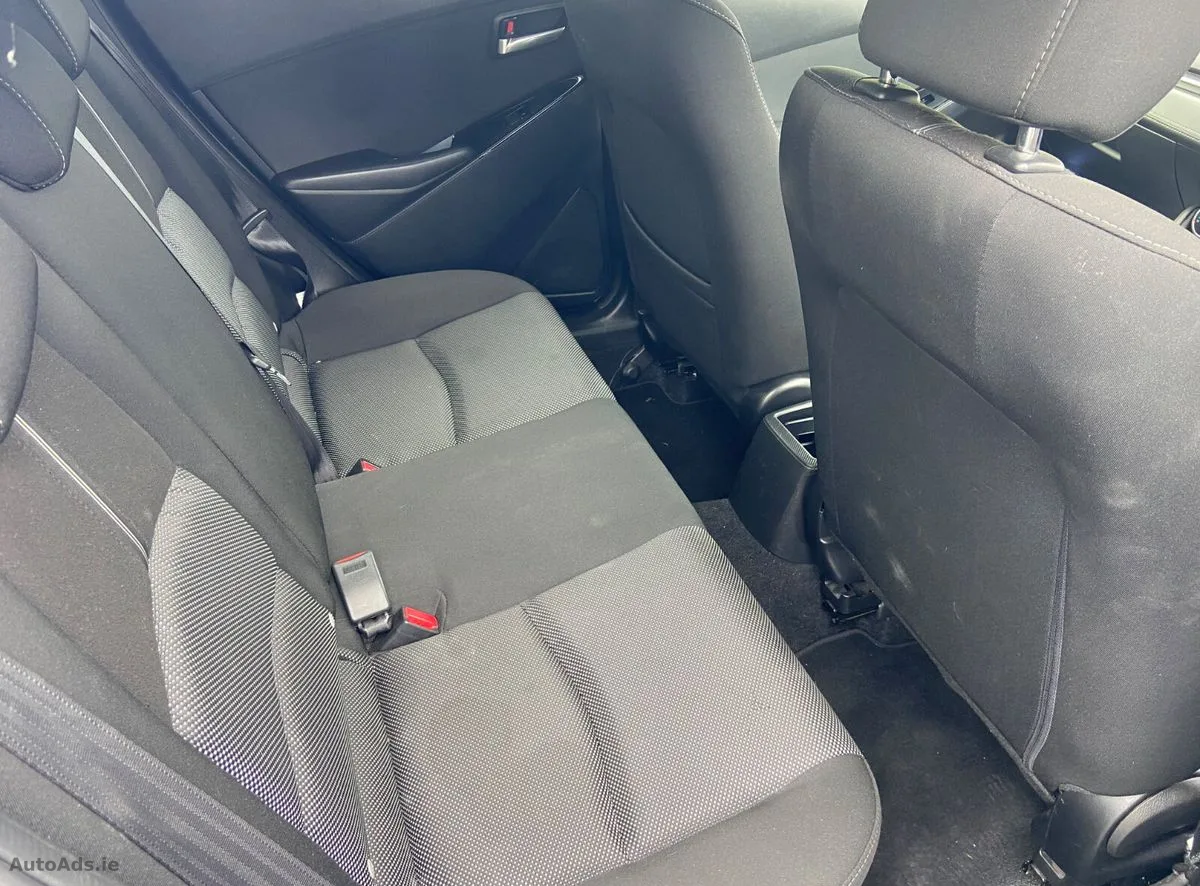 2017 Mazda Demio – photo 9