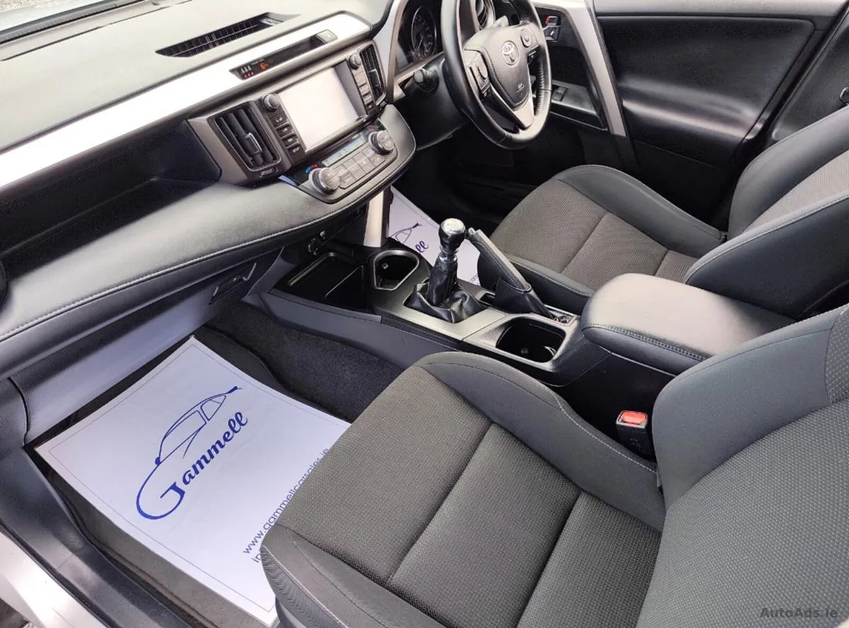 2016 Toyota RAV4 – photo 10