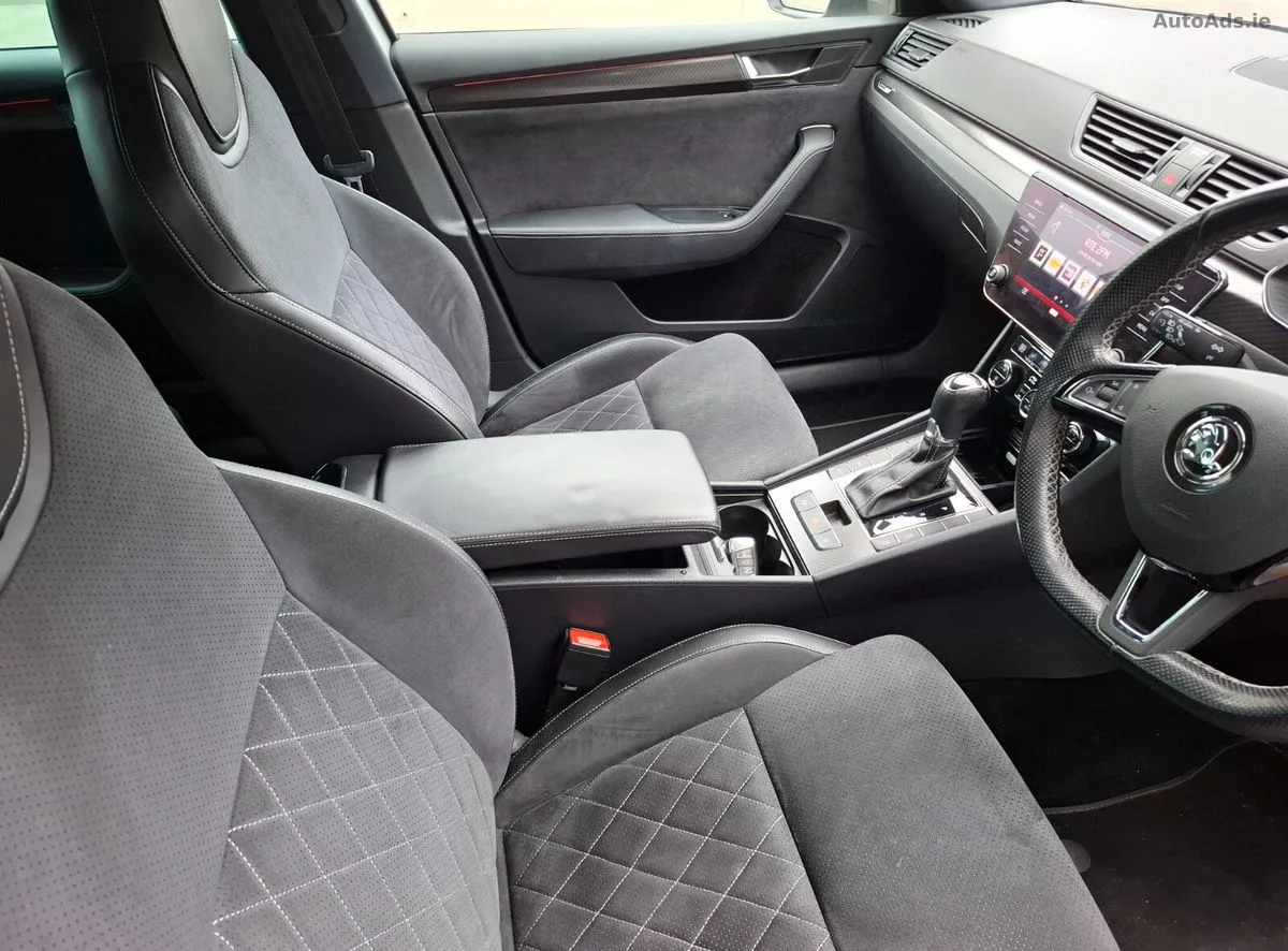 2020 Skoda Superb – photo 5
