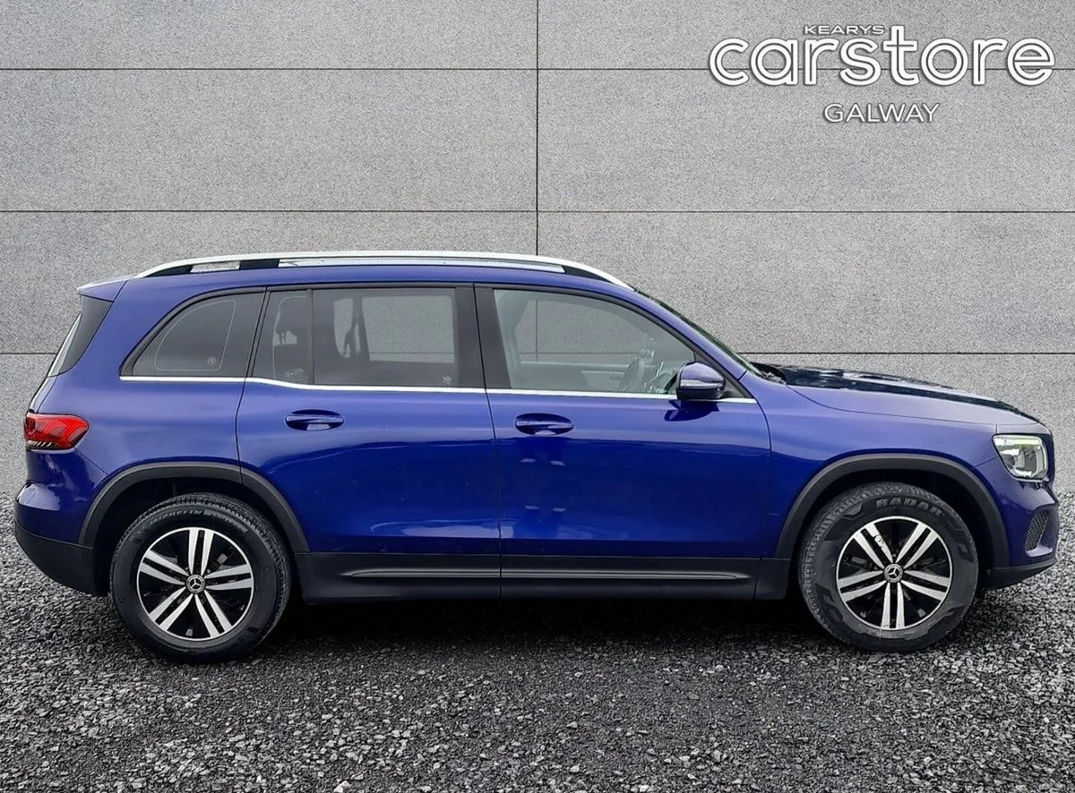 2021 Mercedes-Benz GLB – photo 2