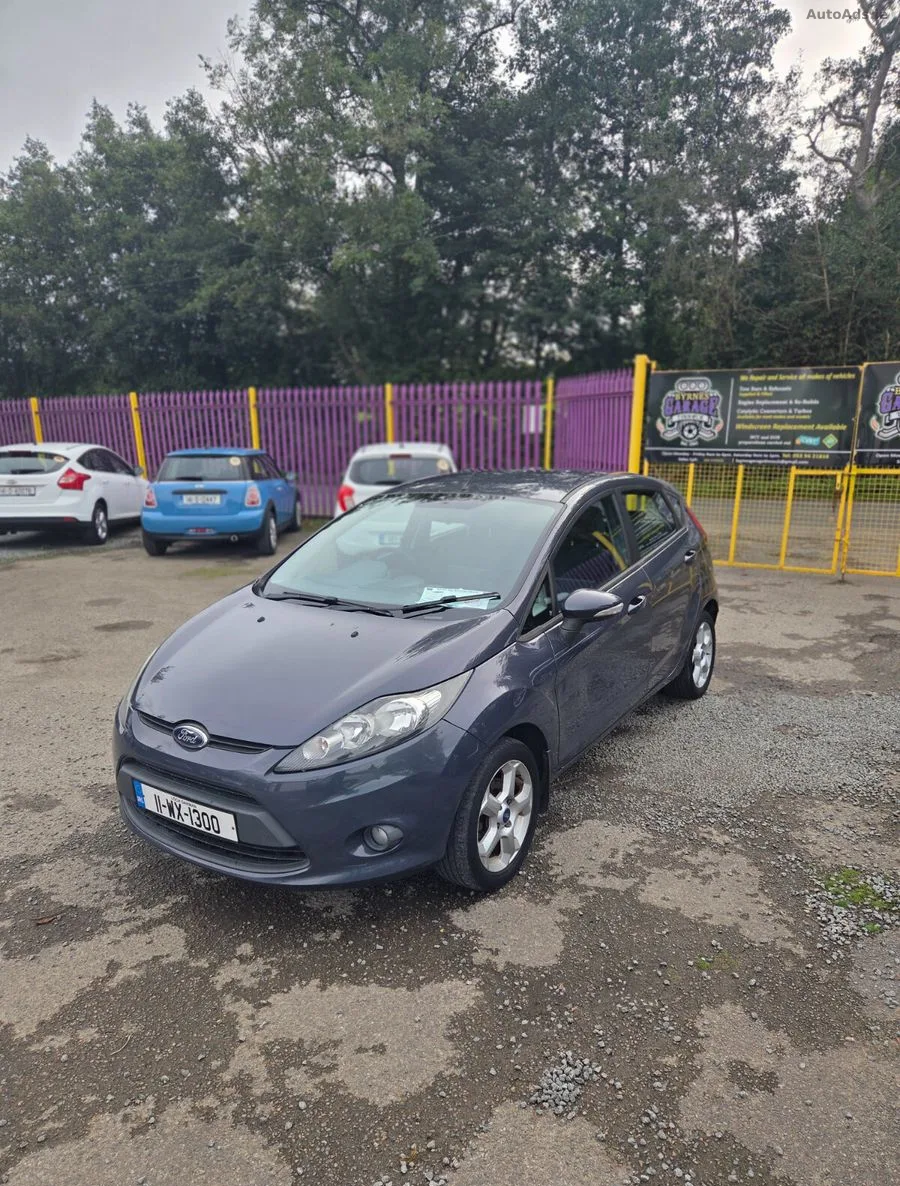 2011 Ford Fiesta – photo 8