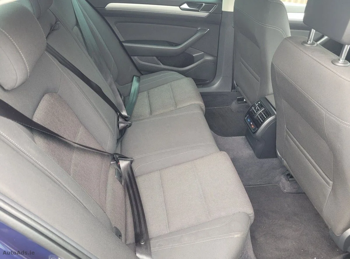2018 Volkswagen Passat – photo 13