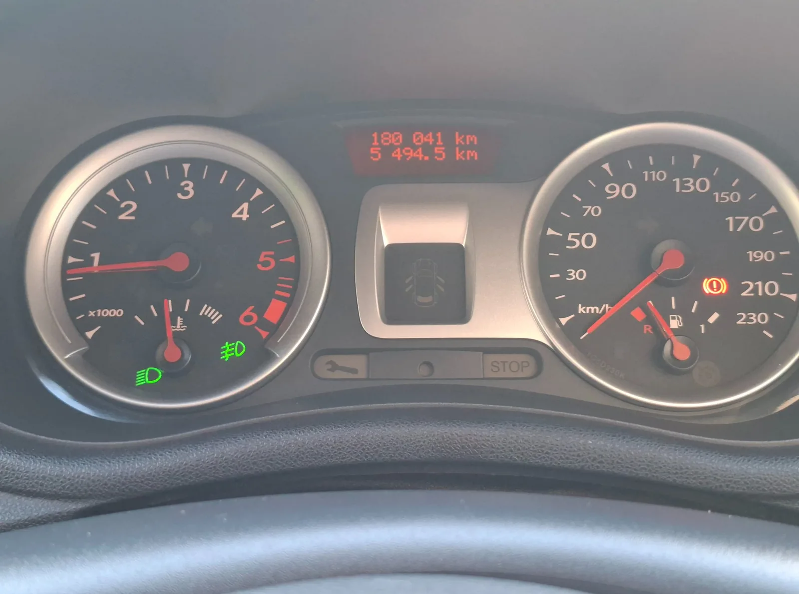 2011 Renault Clio – photo 10