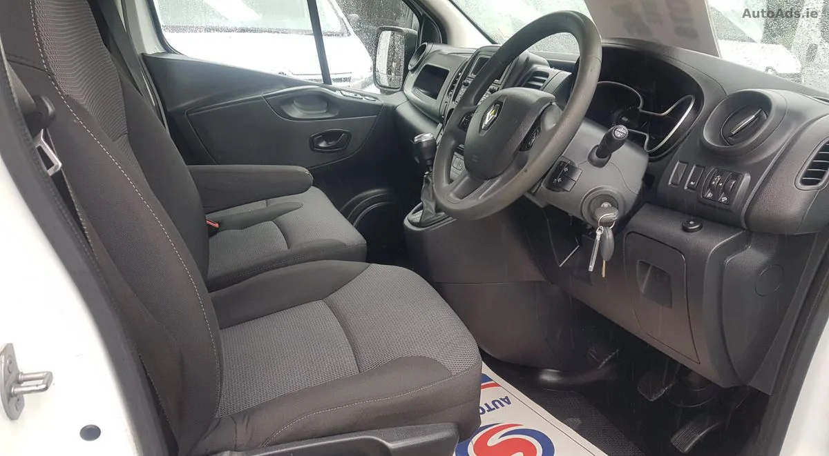 2021 Renault Trafic – photo 5