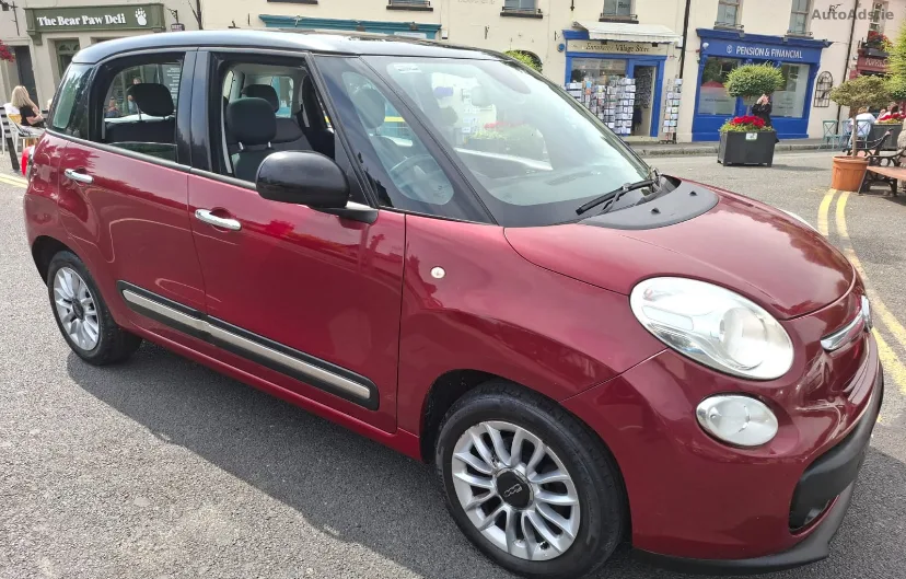 2013 Fiat 500L – photo 2