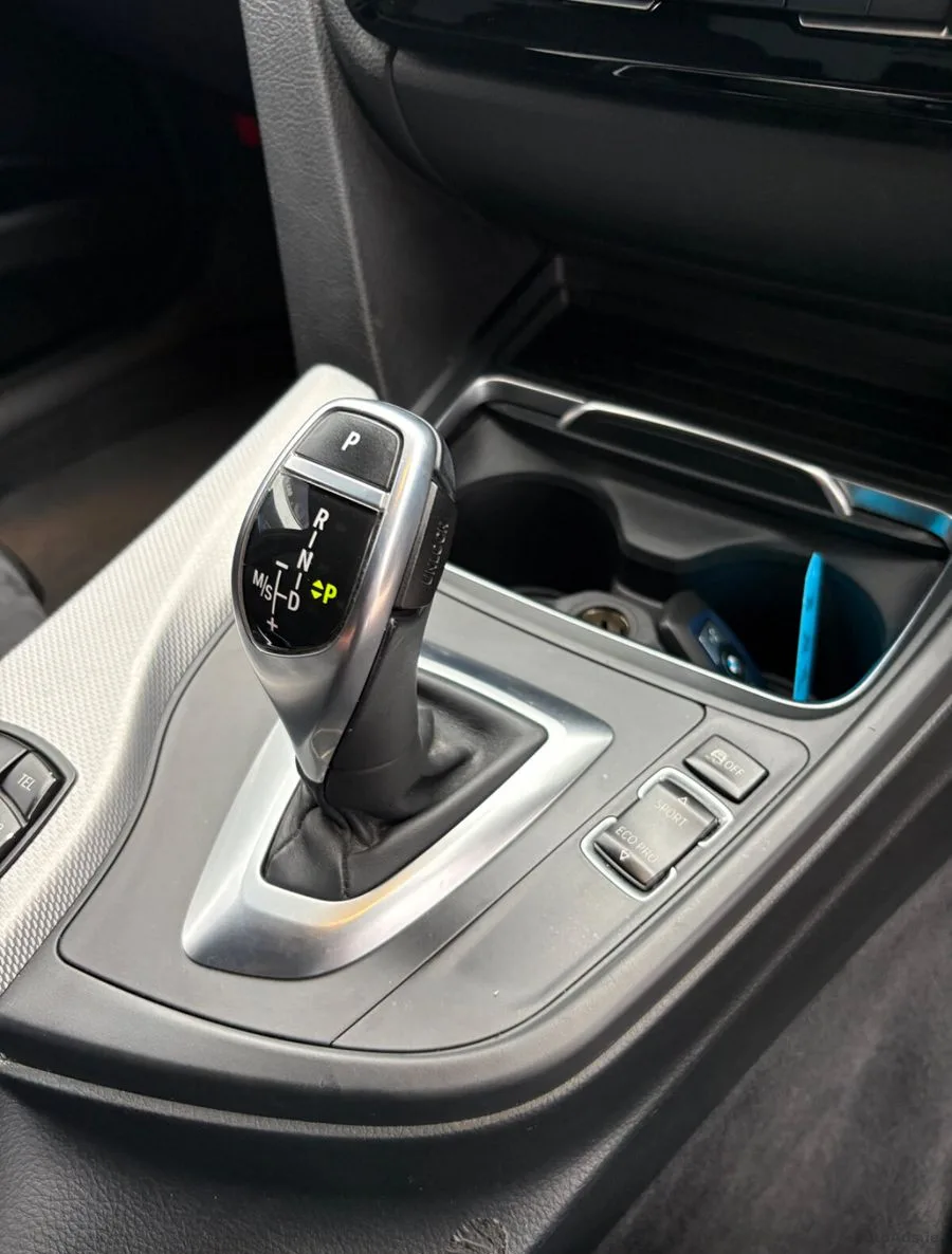 2016 BMW 3-Series – photo 10