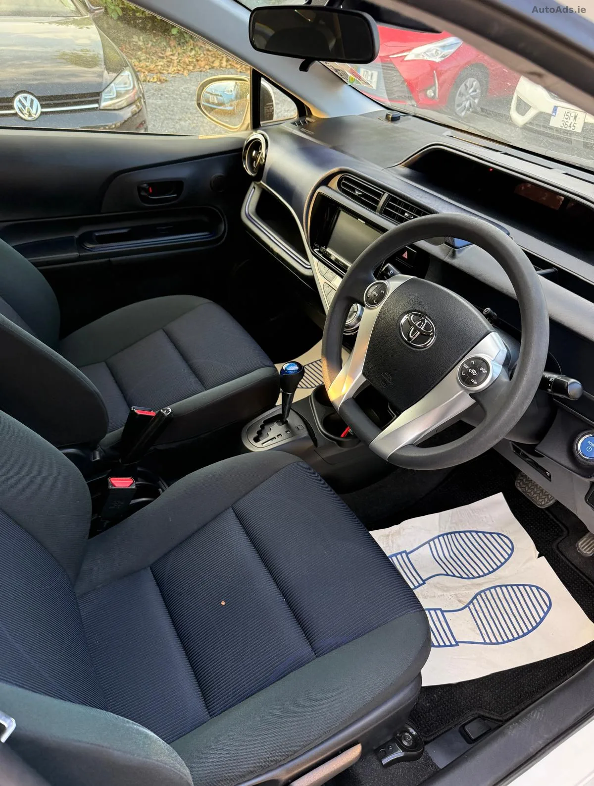 2016 Toyota Aqua – photo 5