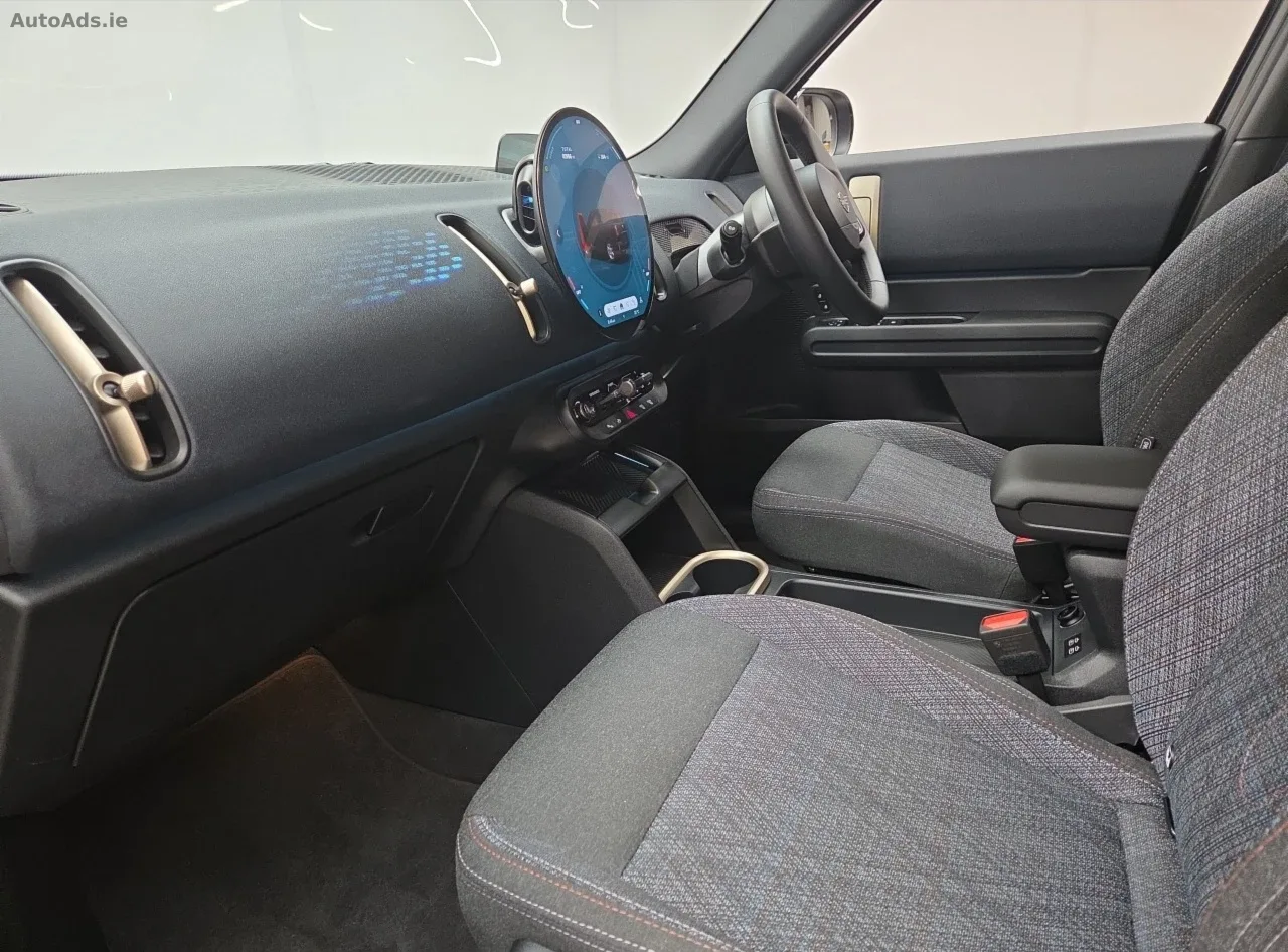 2026 Mini Countryman – photo 4