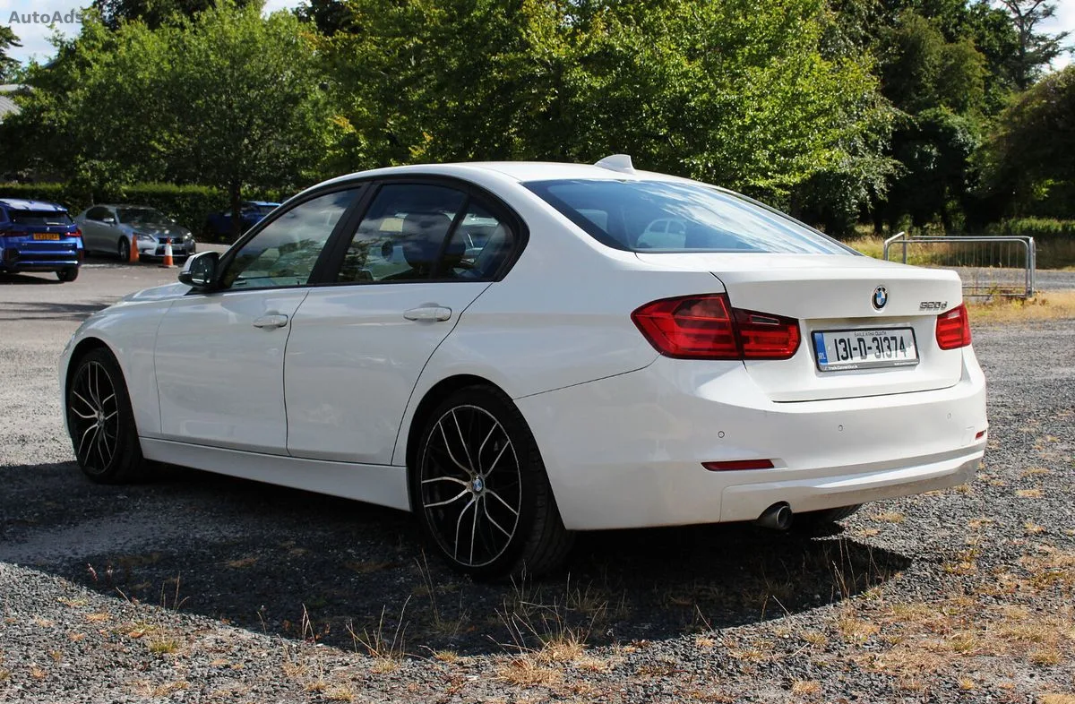 2013 BMW 3-Series – photo 5