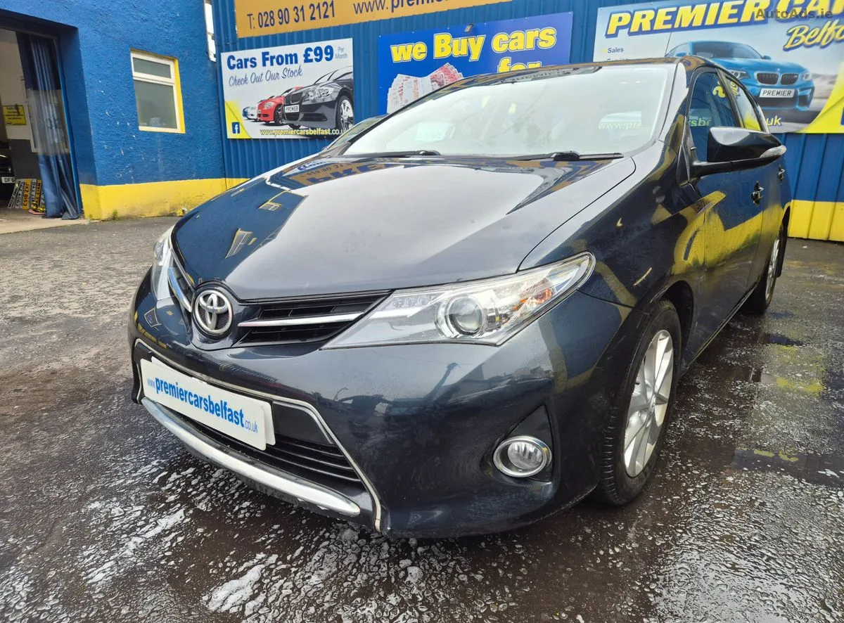 2013 Toyota Auris – photo 3