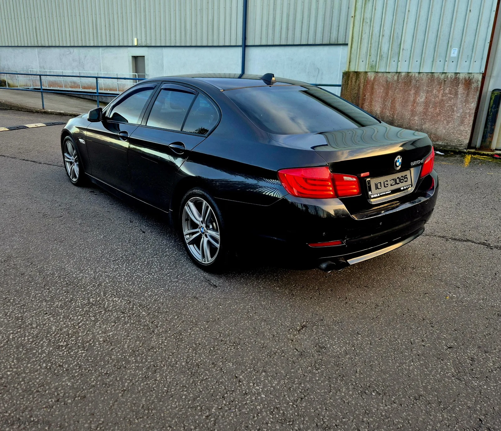 2010 BMW 5 Series – photo 4