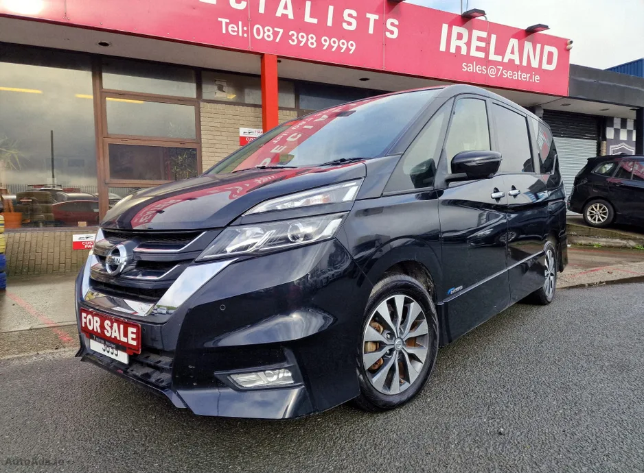 2017 Nissan Serena – photo 4