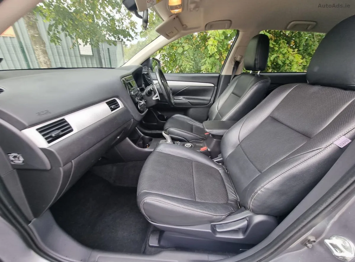 2015 Mitsubishi Outlander – photo 18
