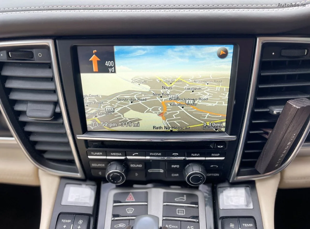 2015 Porsche Panamera – photo 16