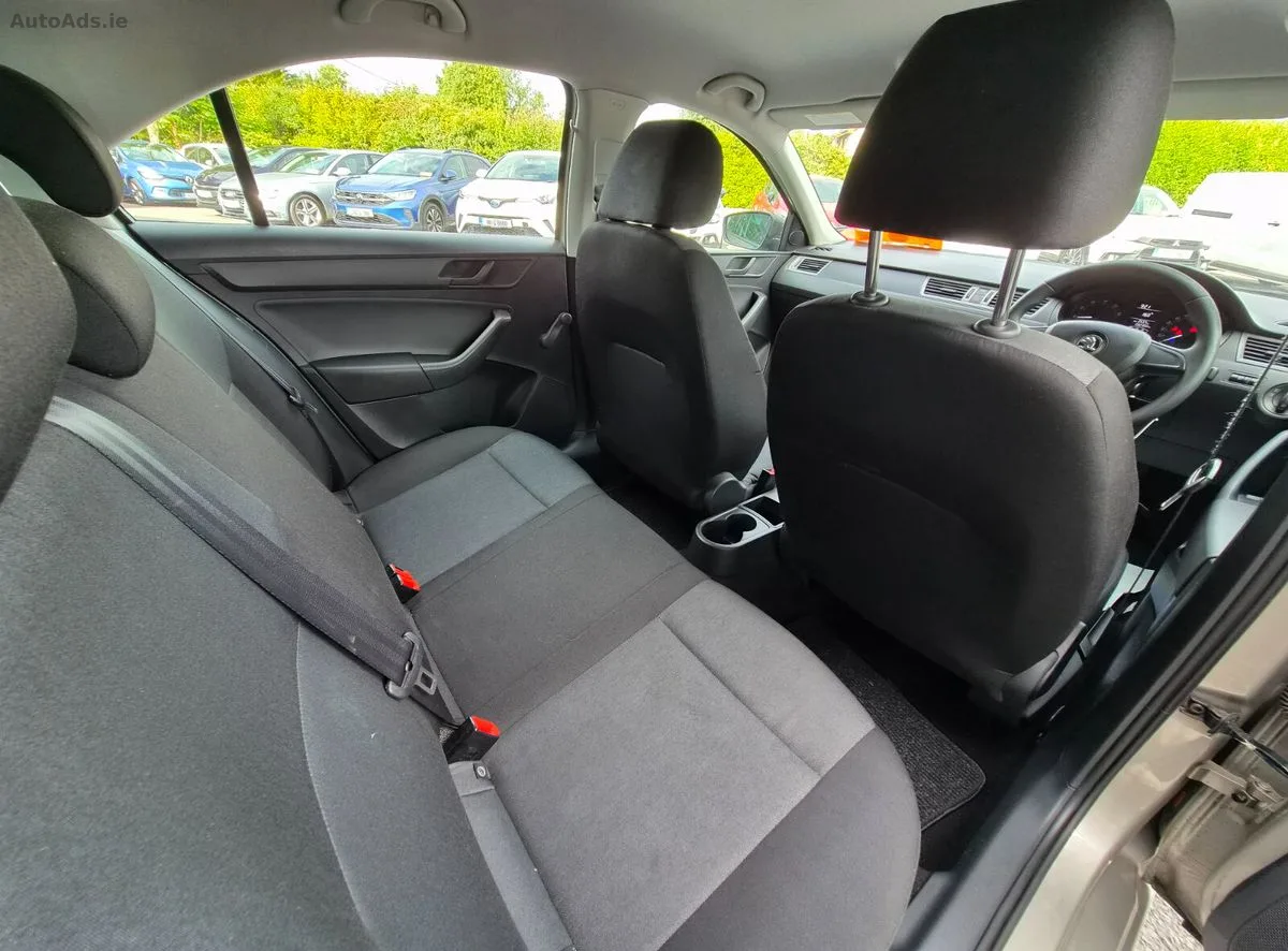2015 Skoda Rapid – photo 9