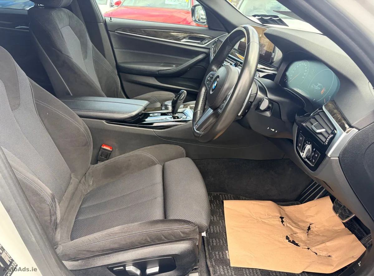 2019 BMW 5-Series – photo 15