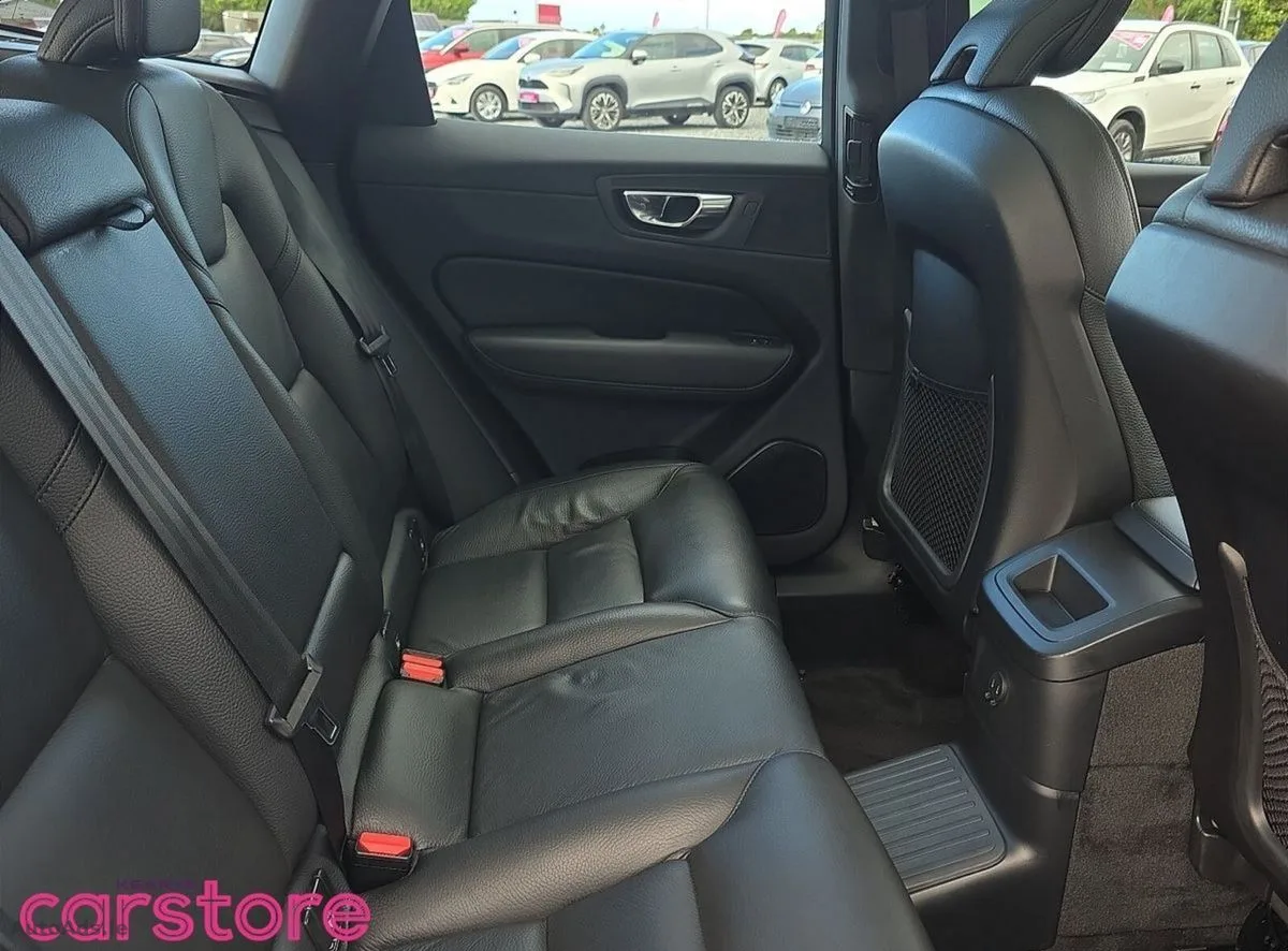 2023 Volvo XC60 – photo 13